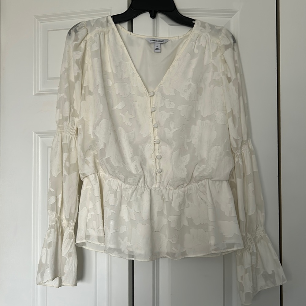 Elizabeth and James top